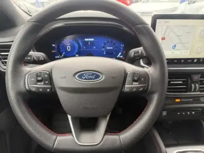 Photo 14 Ford Focus  1.0 Flexifuel EcoBoost mHEV 125ch ST-Line X