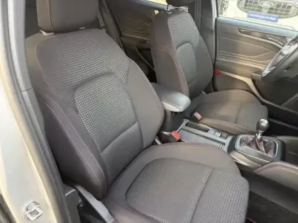 Photo 25 Ford Focus Gén. IV Ph2 ST-Line X 5