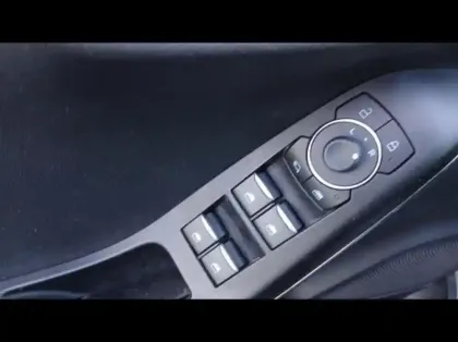 Photo 12 Ford Puma  1.0 Flexifuel 125ch S&S mHEV ST-Line