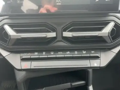 Photo 12 Dacia Duster  1.6 hybrid 140ch Journey