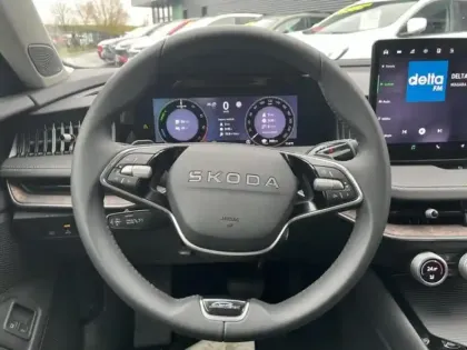 Photo 12 Skoda Superb  1.5 TSI 204ch PHEV Laurin & Klement DSG6