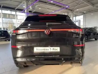 Photo 6 Volkswagen T-roc  1.5 eTSI 150ch R-Line DSG7