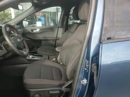 Photo 8 Ford Kuga  2.5 Duratec 190ch FHEV E85 ST-Line BVA