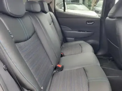 Photo 5 Nissan Leaf  150ch 40kWh N-Connecta