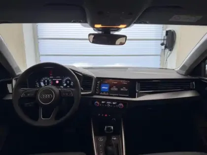 Photo 12 Audi A1  Sportback 25 TFSI 95ch Design S tronic 7