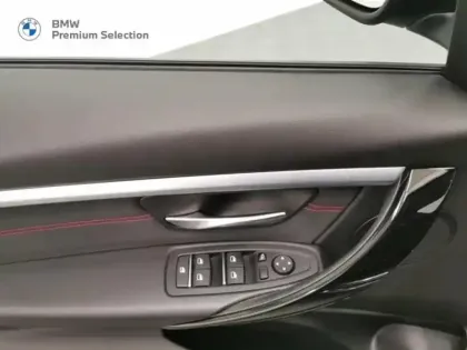 Photo 10 BMW Serie 3 Série 3 Touring 320i 184ch Sport