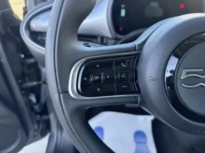 Photo 13 Fiat 500  e 118ch Pack Confort MY23