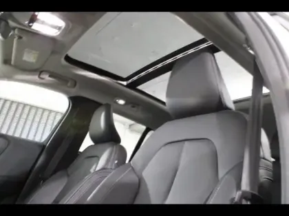 Photo 9 Volvo Xc40  B3 163ch Lounge Edition DCT 7