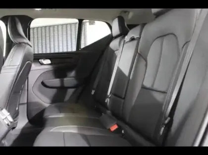 Photo 8 Volvo Xc40  B3 163ch Lounge Edition DCT 7