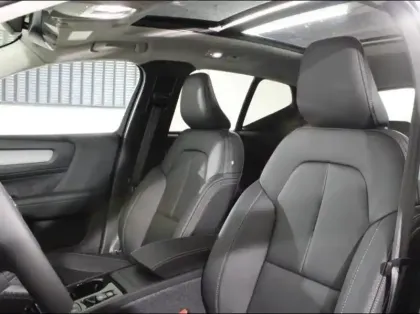 Photo 5 Volvo Xc40  B3 163ch Lounge Edition DCT 7