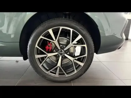 Photo 11 Audi Q3  1.5 e-hybrid 272ch S line S tronic 6