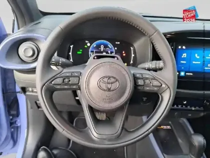 Photo 11 Toyota Aygo  X 116h Graphic