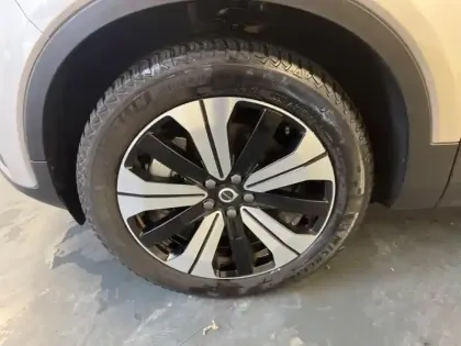 Photo 10 Volvo Xc40  Recharge 231ch Start EDT