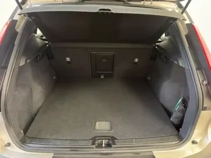 Photo 5 Volvo Xc40  Recharge 231ch Start EDT