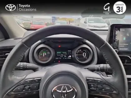 Photo 12 Toyota Yaris  Cross 116h Dynamic MY22