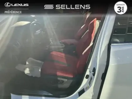 Photo 10 Lexus UX  250h 4WD F SPORT