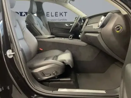 Photo 8 Volvo Xc60  T6 Hybride Rechargeable 253 + 145ch Plus Style Chrome Geartronic 8 AWD