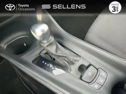 Photo 13 Toyota C-HR  1.8 Hybride 122ch Dynamic E-CVT