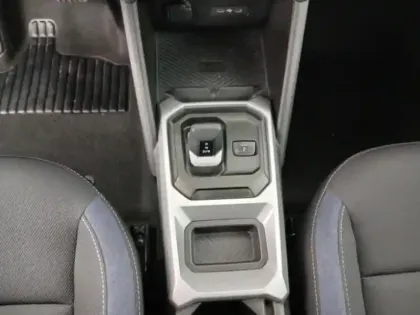 Photo 14 Dacia Duster  1.6 hybrid 140ch Journey