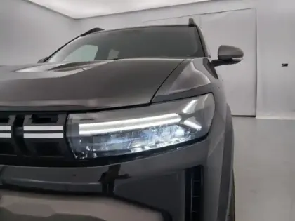 Photo 10 Dacia Duster  1.6 hybrid 140ch Journey