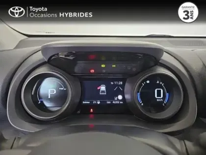 Photo 13 Toyota Yaris  116h Design 5p MY22