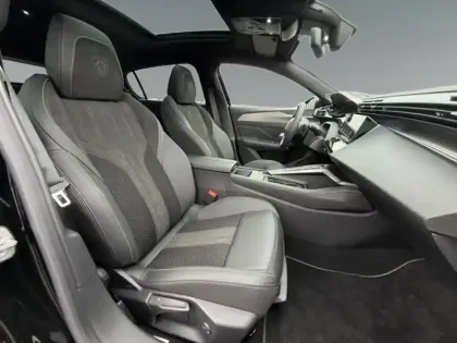 Photo 11 Peugeot 308  Hybrid 145 GT EXCLUSIVE / TOIT OUVRANT / FOCAL / MATRIX