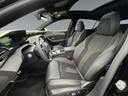 Photo 19 Peugeot 308  Hybrid 145 GT EXCLUSIVE / TOIT OUVRANT / FOCAL / MATRIX