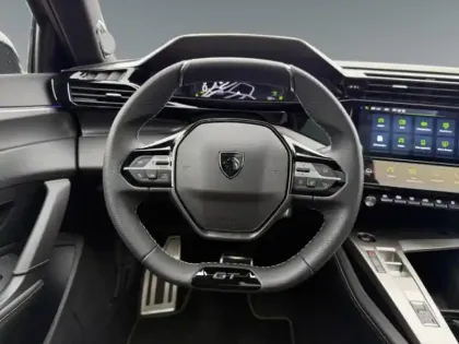 Photo 37 Peugeot 308  Hybrid 145 GT EXCLUSIVE / TOIT OUVRANT / FOCAL / MATRIX