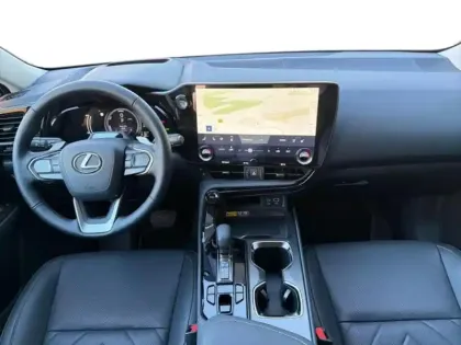 Photo 10 Lexus Nx  450h+ Executive 4WD