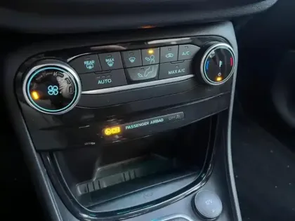 Photo 13 Ford Puma  1.0 Flexifuel 125ch S&S mHEV Titanium Design 3