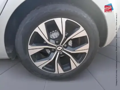 Photo 24 Renault Clio Gén. V (BJA) Ph1 NG Evolution 5