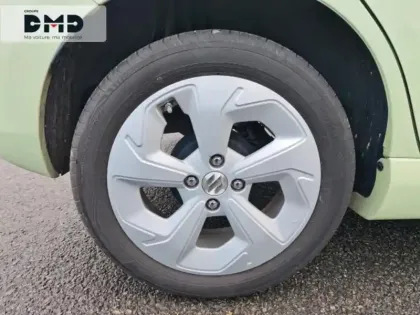 Photo 12 Suzuki Swift  1.2 Hybrid 83ch Privilège Auto