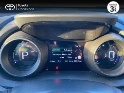 Photo 13 Toyota Yaris  Cross 116h Dynamic MY22