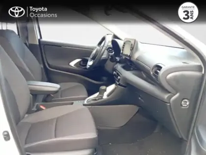 Photo 15 Toyota Yaris  116h Dynamic 5p MC24