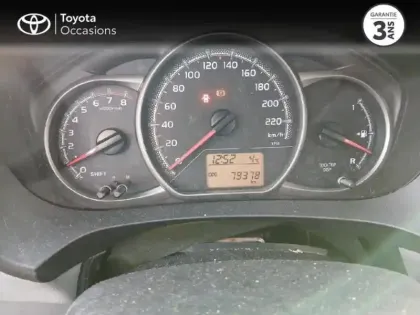 Photo 13 Toyota Yaris  100 VVT-i France 5p