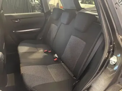 Photo 11 Suzuki Vitara  1.4 Boosterjet Hybrid 110ch Privilège MY25