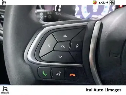 Photo 13 Fiat Tipo Gén. II Ph2 MY23 Cross 5