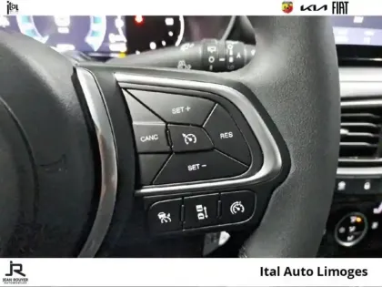 Photo 12 Fiat Tipo Gén. II Ph2 MY23 Cross 5