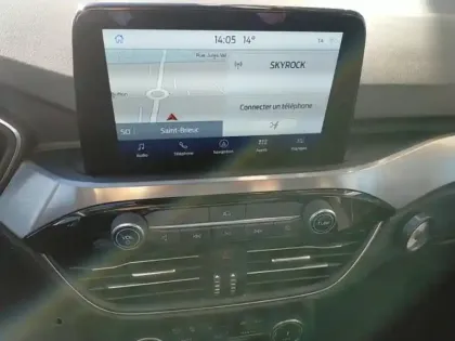 Photo 5 Ford Kuga  2.5 Duratec 190ch FHEV E85 Titanium BVA