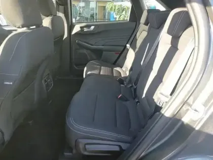 Photo 9 Ford Kuga  2.5 Duratec 190ch FHEV E85 Titanium BVA