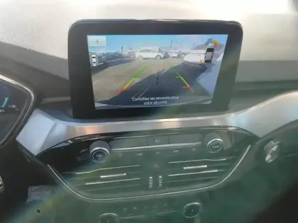 Photo 13 Ford Kuga  2.5 Duratec 190ch FHEV E85 Titanium BVA