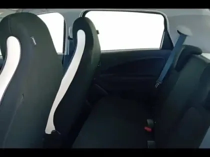 Photo 11 Renault Zoé Zoe E-Tech Equilibre charge normale R110 - 22B