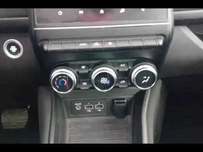 Photo 9 Renault Zoé Zoe E-Tech Equilibre charge normale R110 - 22B