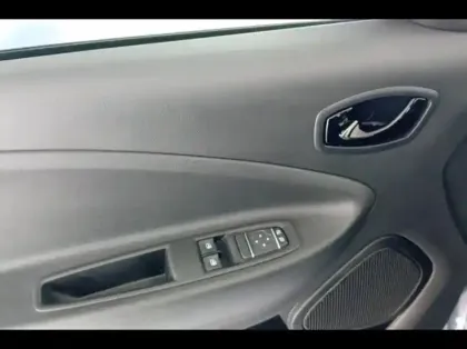 Photo 14 Renault Zoé Zoe E-Tech Equilibre charge normale R110 - 22B