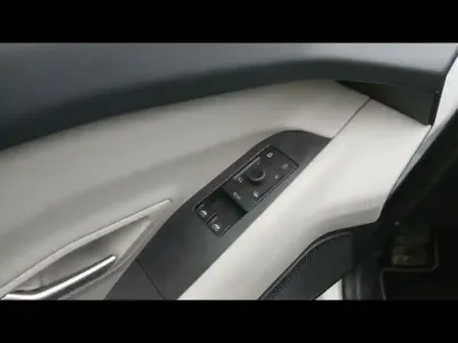 Photo 14 Ford Explorer  286ch Extended Range 77kWh RWD