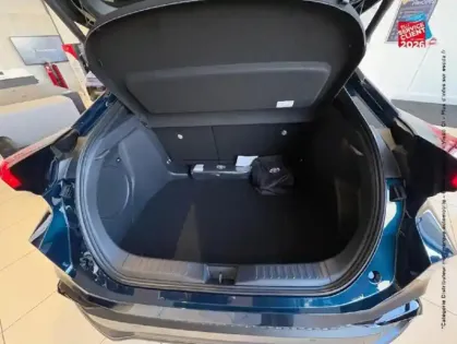 Photo 13 Toyota C-HR  1.8 Hybride 140ch Collection MY25