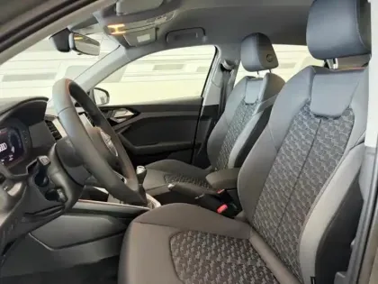 Photo 11 Audi A1  Sportback 25 TFSI 95ch Design