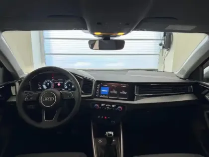 Photo 12 Audi A1  Sportback 25 TFSI 95ch Design