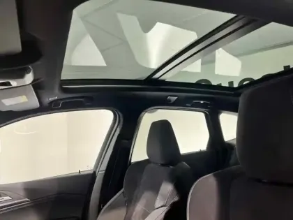 Photo 10 BMW Serie 2 Série 2 ActiveTourer 218d 150ch M Sport DKG7