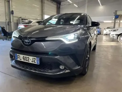 Photo 8 Toyota C-HR  122h Collection 2WD E-CVT RC18